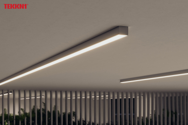 Zestaw TEKKNI NORS czarny, klosz mrożony 2,02 m