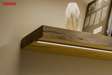 Zestaw TEKKNI ORRE srebrny, klosz mleczny 3 m