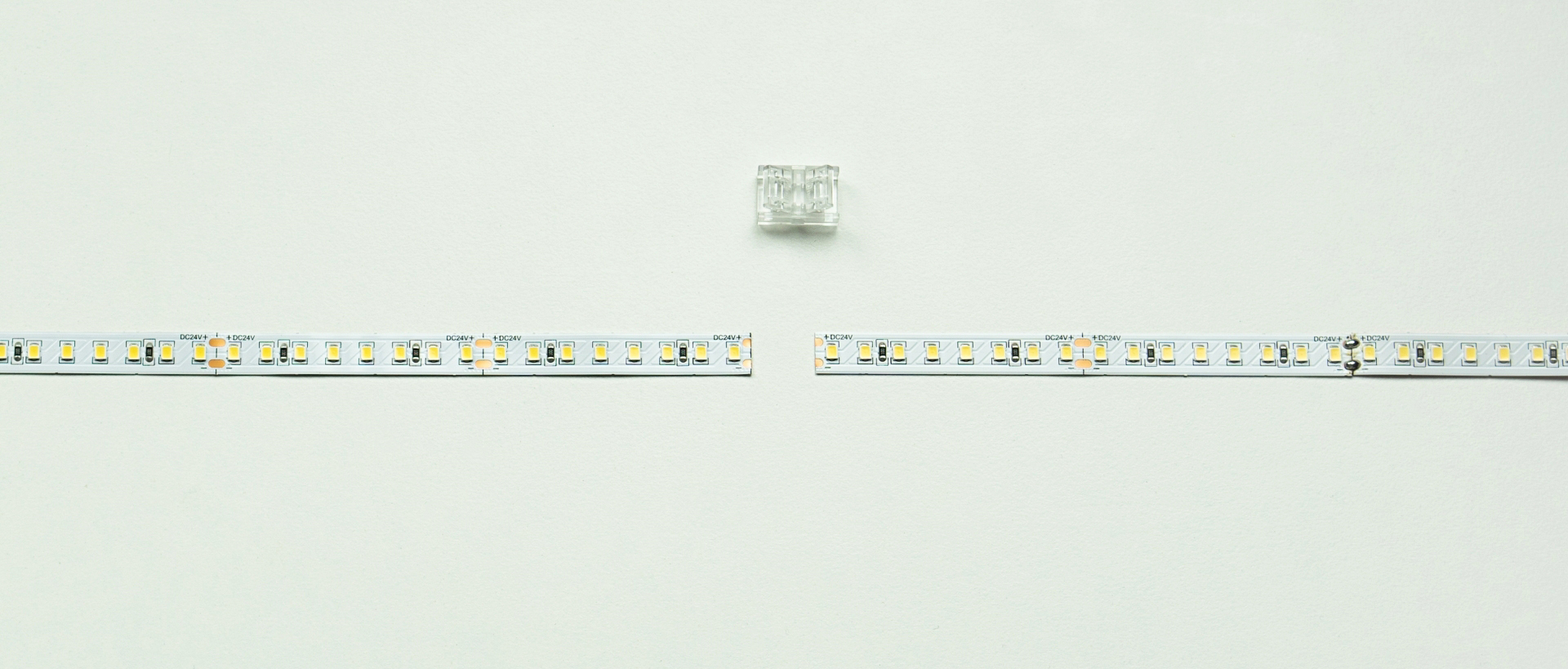 Schemat połącznia taśm LED przy pomocy złączki jednostronnej